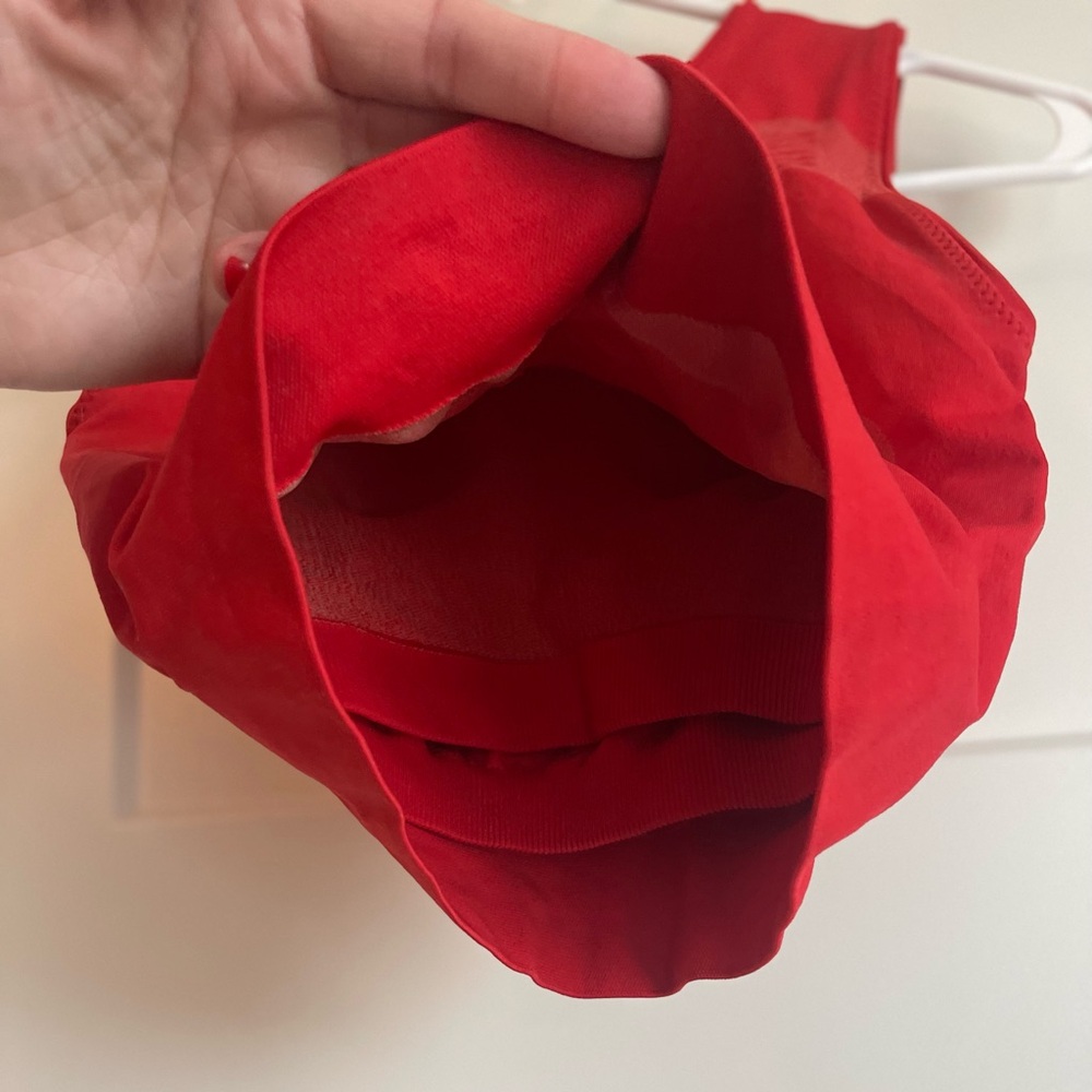 Lucas Hugh London Top - Picture 5 of 11